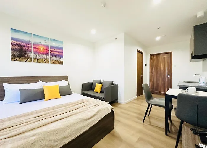 Mangrove Residences Mactan 3*