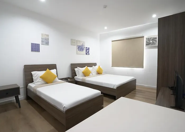 Hotel Mangrove Residences Mactan 3*