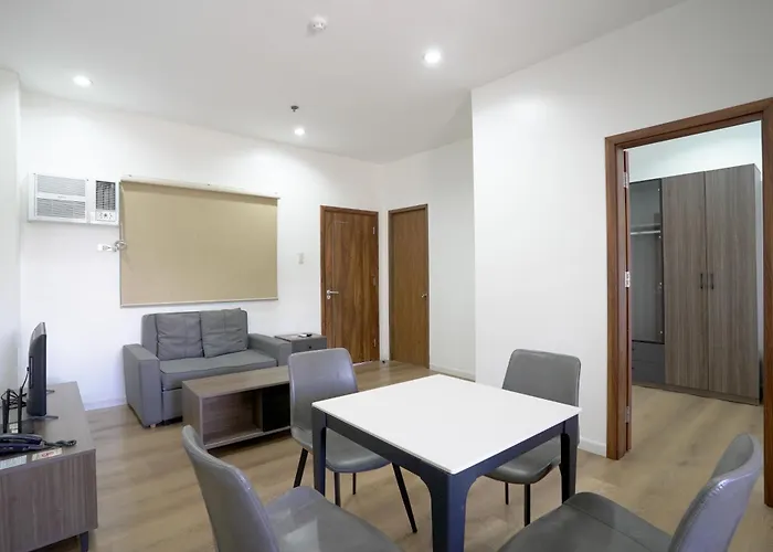 Mangrove Residences Mactan 3*