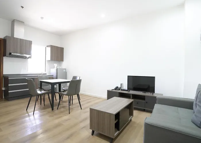 Hotel Mangrove Residences Mactan 3*